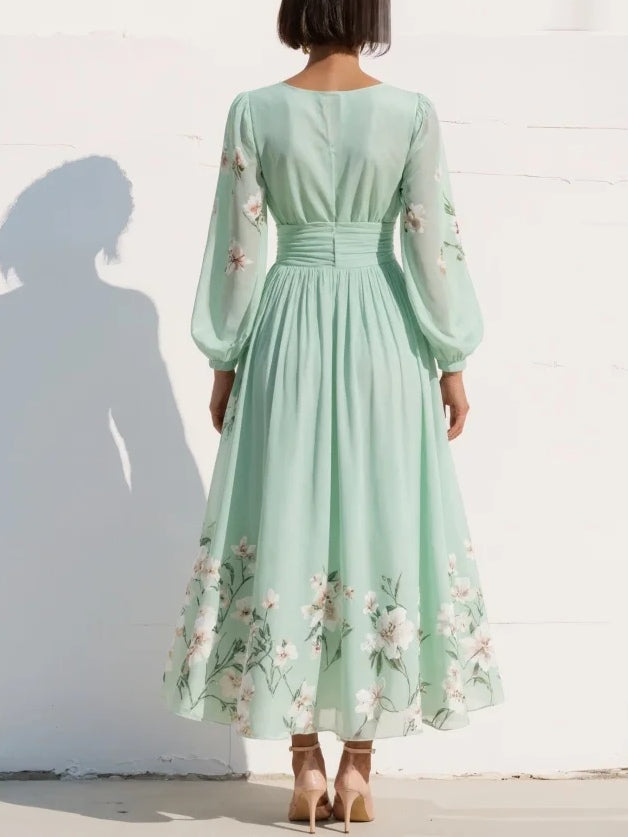 Vestido midi verde claro con escote en V plisado de gasa