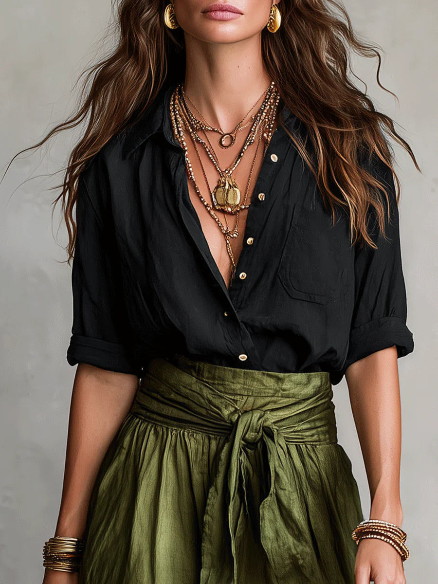 Vera™ | Ensemble deux pièces : t-shirt noir et jupe midi vert olive