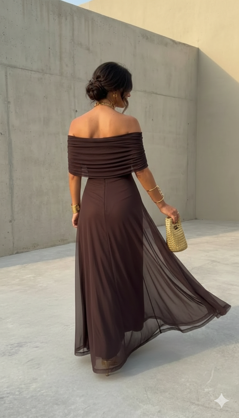 Uma - Vestido largo fluido con diseño elegante