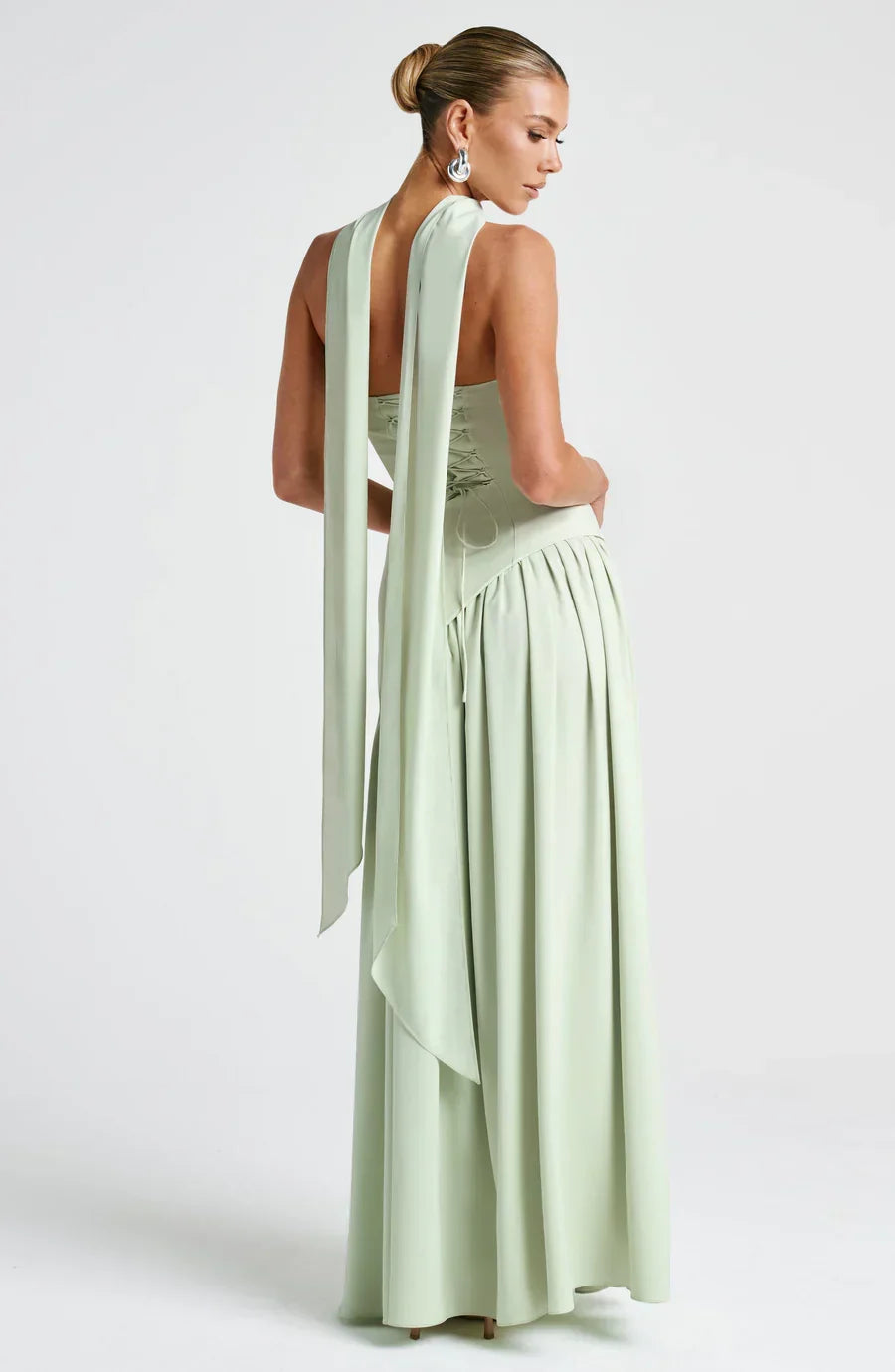 Robe Élégante Claire